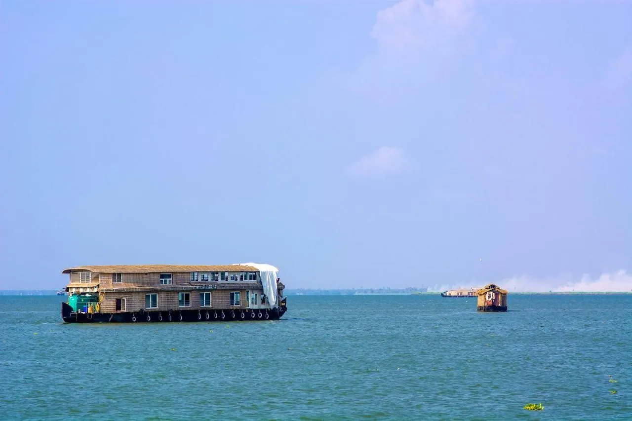 Hotel Marvel Cruise Alappuzha