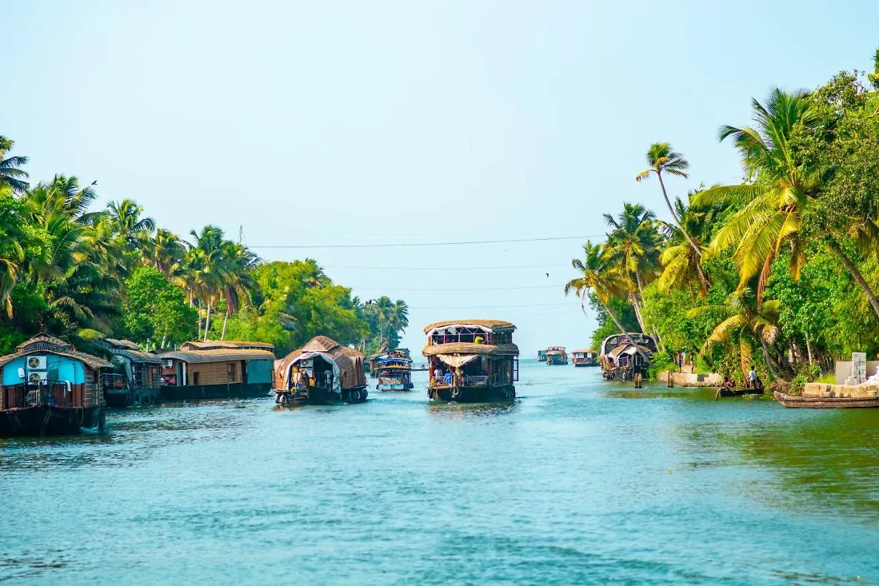 Hotel Marvel Cruise Alappuzha